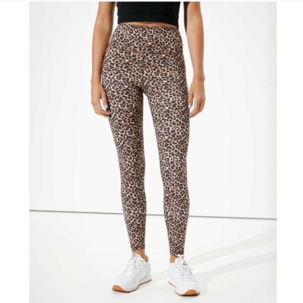 NWT American Eagle Women’s Leopard Highest Rise Everything Leggings - size XS